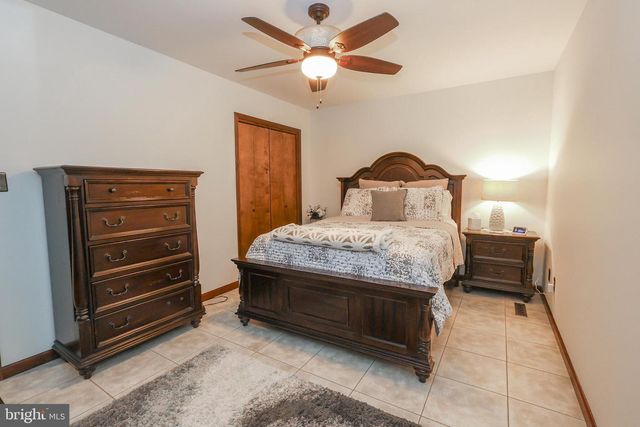 21700 ENDEAVOR ST, Lexington Park, MD 20653