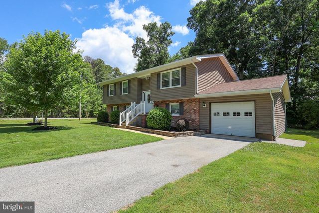 21700 ENDEAVOR ST, Lexington Park, MD 20653