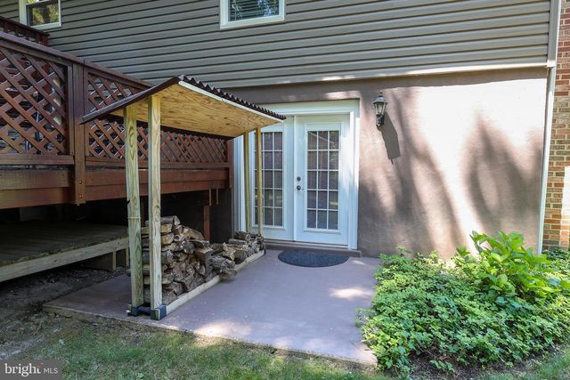 21700 ENDEAVOR ST, Lexington Park, MD 20653