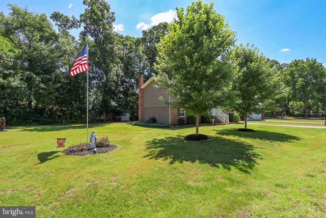 21700 ENDEAVOR ST, Lexington Park, MD 20653