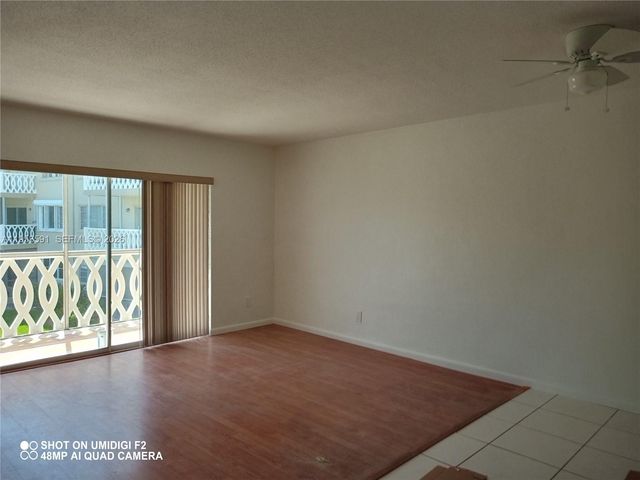 450 Golden Isles Dr 2B, Hallandale Beach, FL 33009