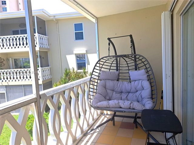 450 Golden Isles Dr 2B, Hallandale Beach, FL 33009