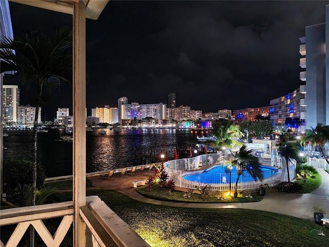 450 Golden Isles Dr 2B, Hallandale Beach, FL 33009