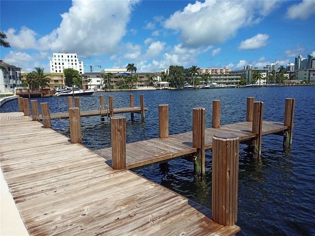 450 Golden Isles Dr 2B, Hallandale Beach, FL 33009