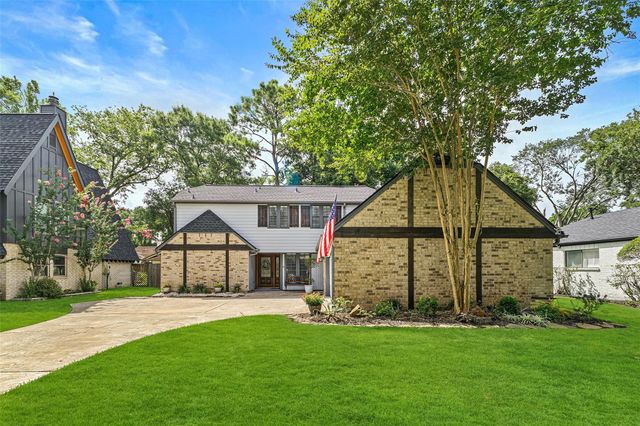 2709 Pine Needle Lane, Pearland, TX 77581