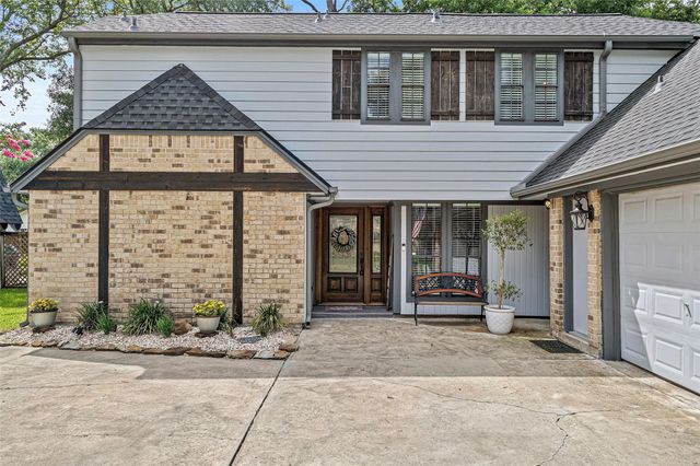 2709 Pine Needle Lane, Pearland, TX 77581