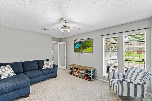 2709 Pine Needle Lane, Pearland, TX 77581