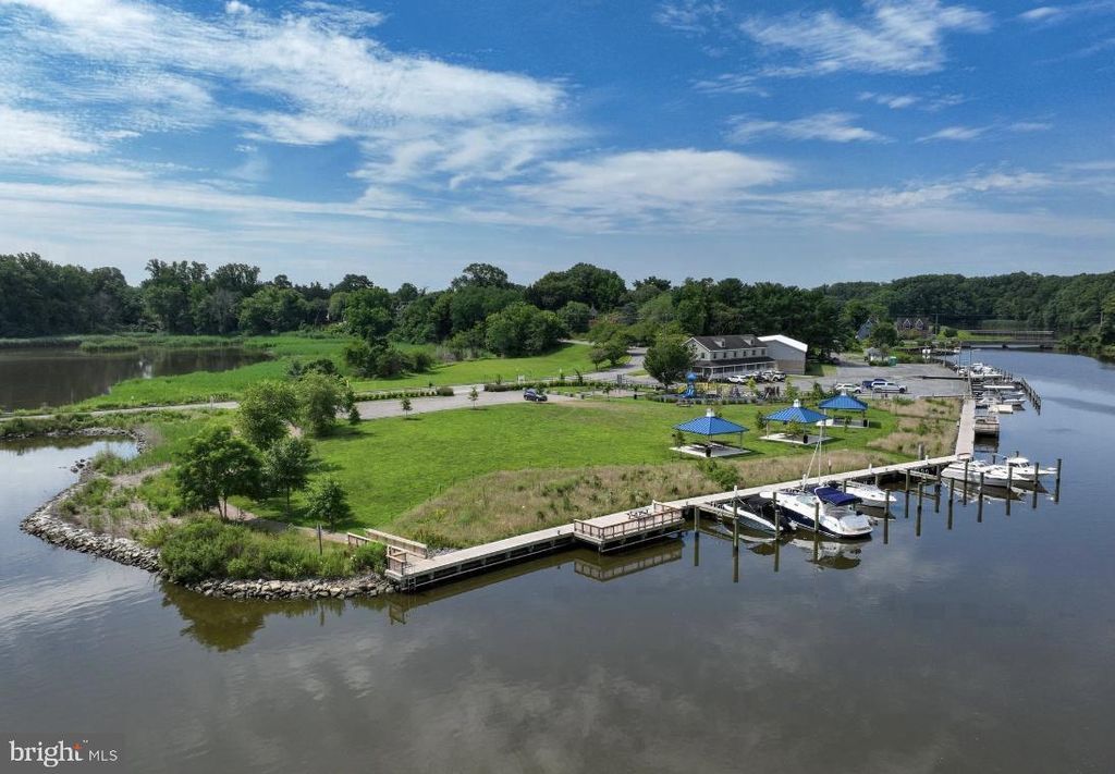 Image 11 of property listing at 122 LENTLY FARM LN, Centreville, MD 21617