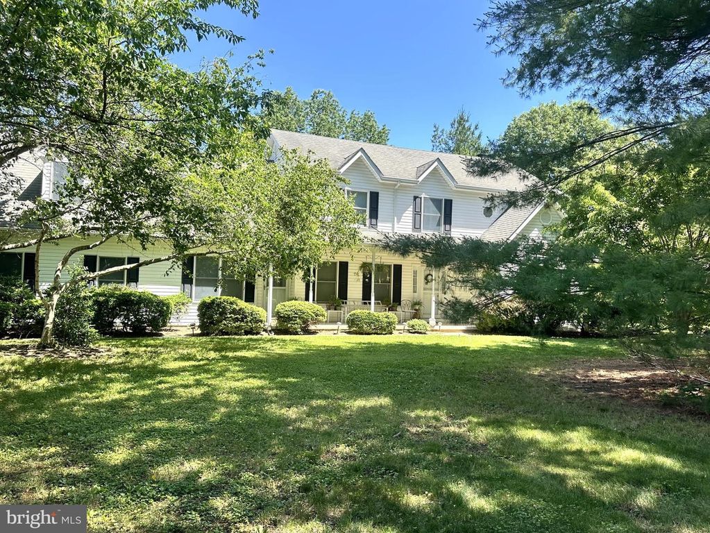 Image 2 of property listing at 122 LENTLY FARM LN, Centreville, MD 21617