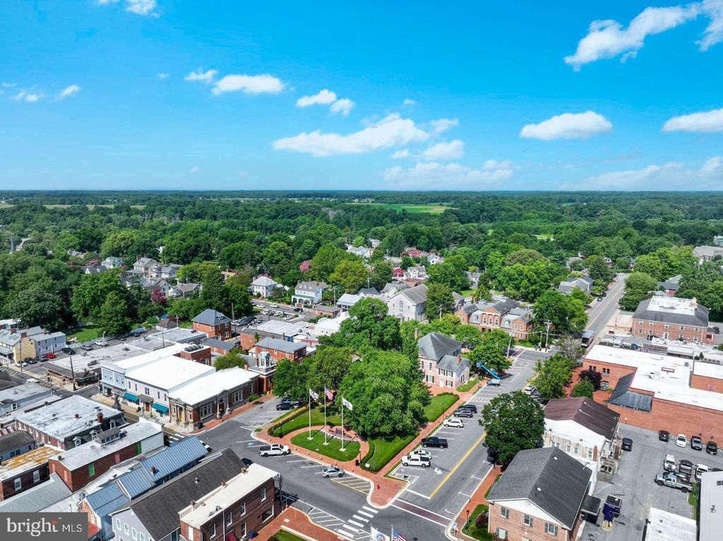 Image 9 of property listing at 122 LENTLY FARM LN, Centreville, MD 21617