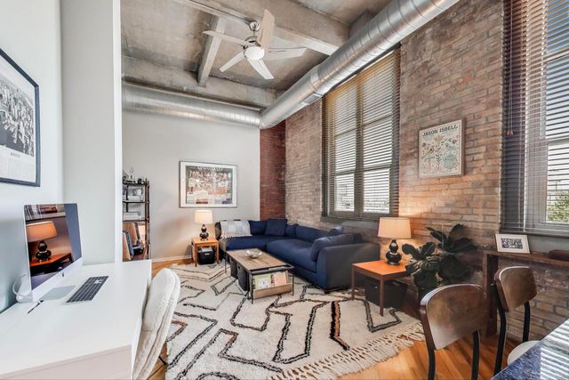 1735 N Paulina Street 422, Chicago, IL 60622