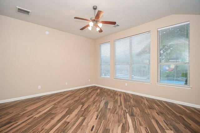 511 Silver Creek Circle, Richmond, TX 77406