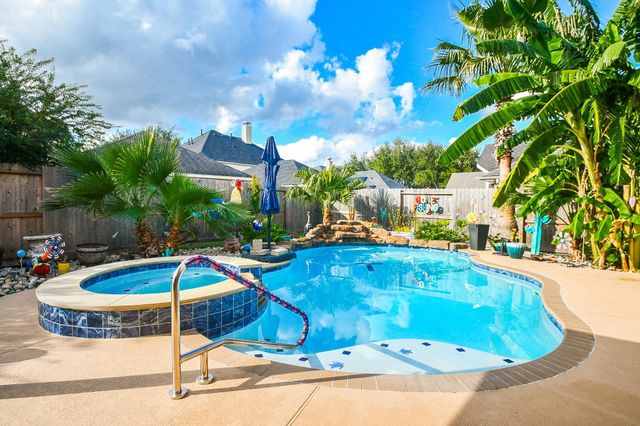 511 Silver Creek Circle, Richmond, TX 77406