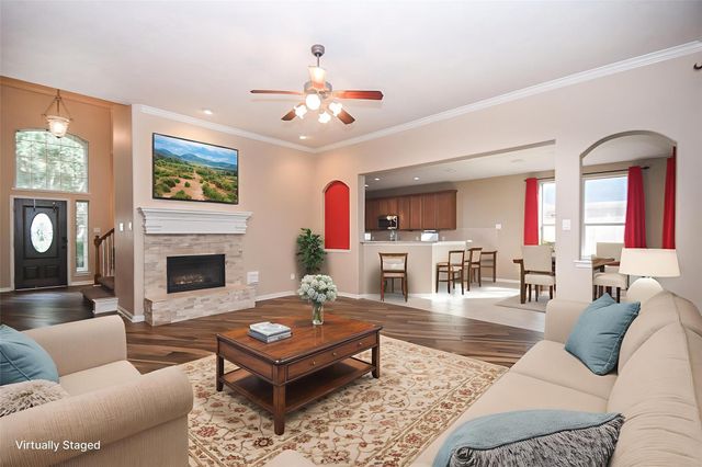 511 Silver Creek Circle, Richmond, TX 77406