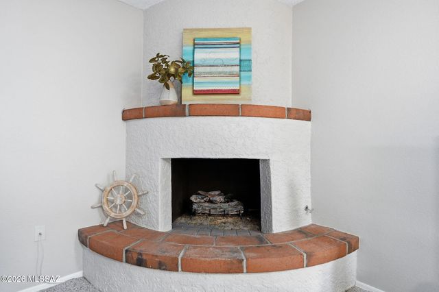 1040 W Camino Del Pato, Green Valley, AZ 85622