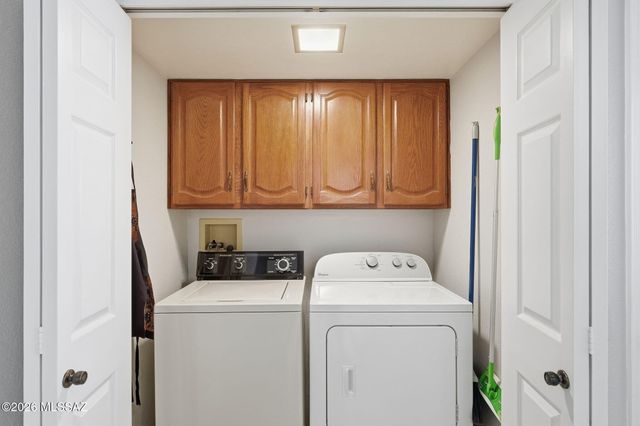 1040 W Camino Del Pato, Green Valley, AZ 85622