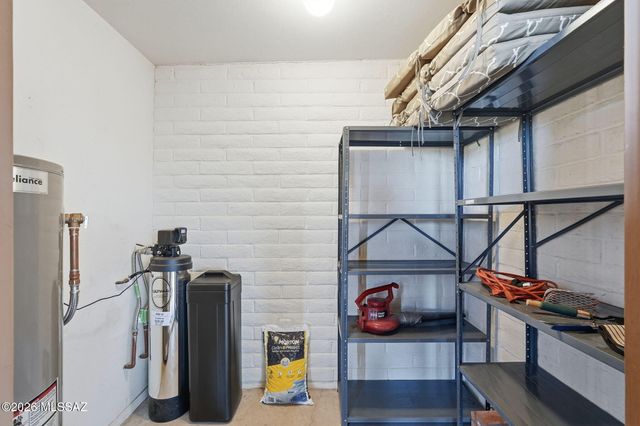 1040 W Camino Del Pato, Green Valley, AZ 85622