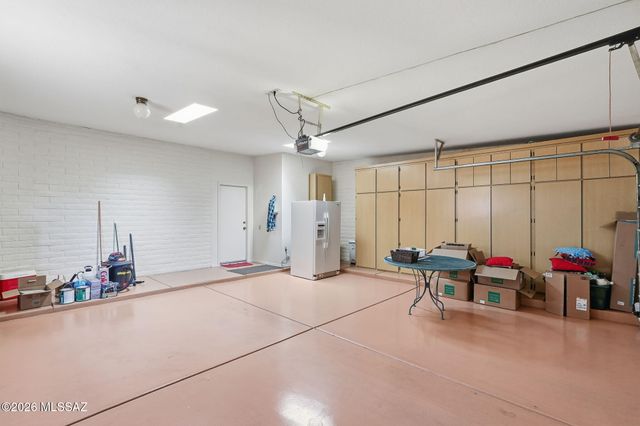 1040 W Camino Del Pato, Green Valley, AZ 85622