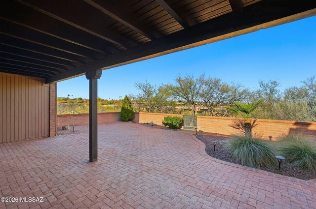 1040 W Camino Del Pato, Green Valley, AZ 85622