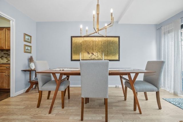 250 Hammond Pond Pkwy 102N, Newton, MA 02467