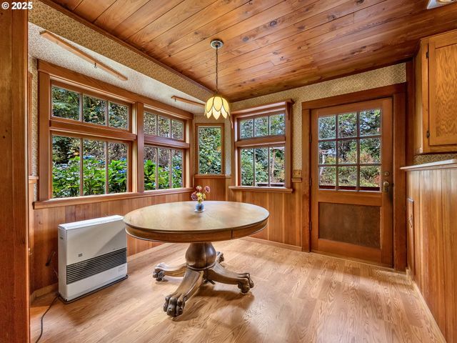 44072 Anderson Ln, Astoria, OR 97103