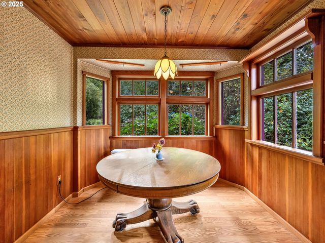 44072 Anderson Ln, Astoria, OR 97103