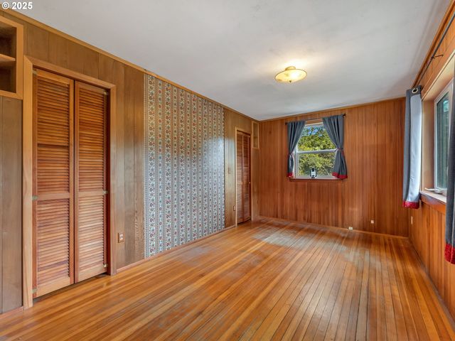 44072 Anderson Ln, Astoria, OR 97103