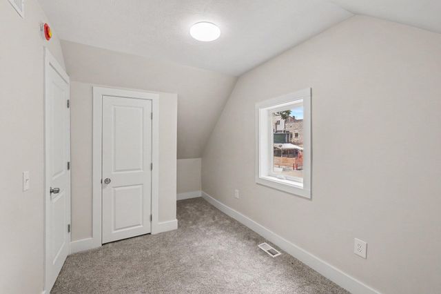 651 Mc Reynolds Avenue NW, Grand Rapids, MI 49504