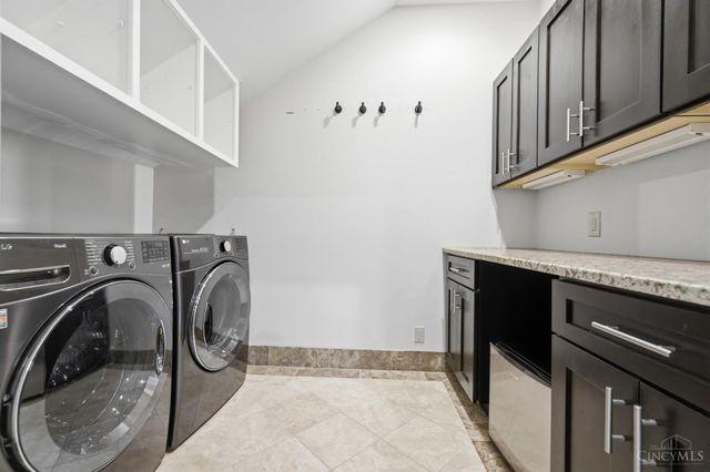 8663 Rupp Farm Drive, West Chester, OH 45069