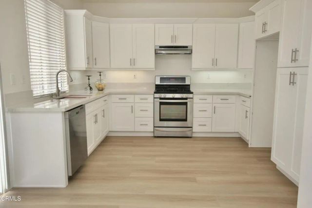 492 Calle Mirasol, Camarillo, CA 93010