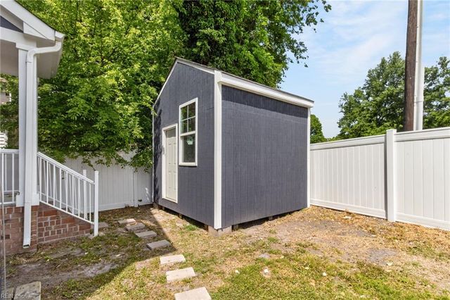 1891 Barre ST, Norfolk, VA 23504