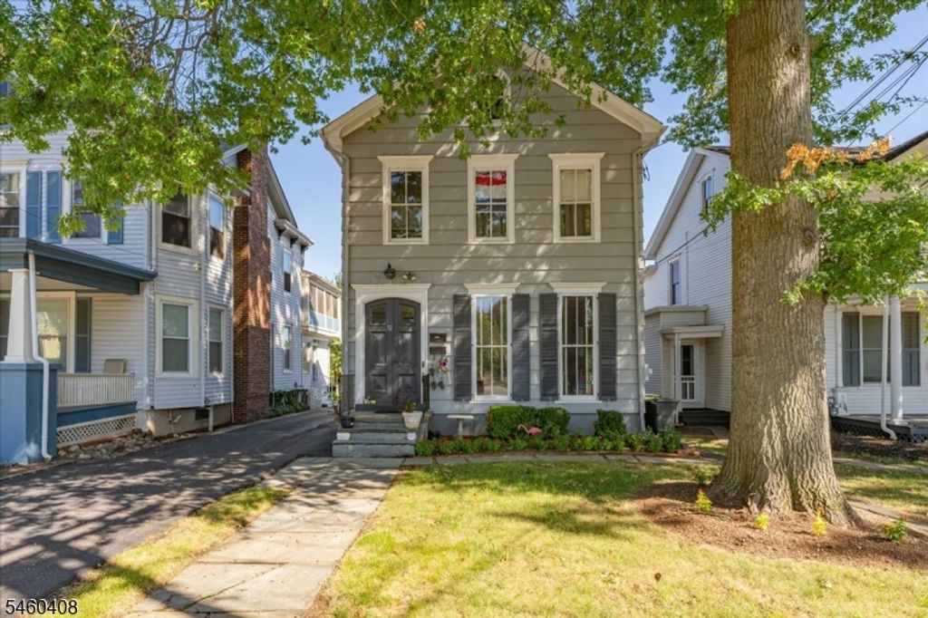 72 N Bridge St, Somerville Boro, NJ 08876 — photo 2