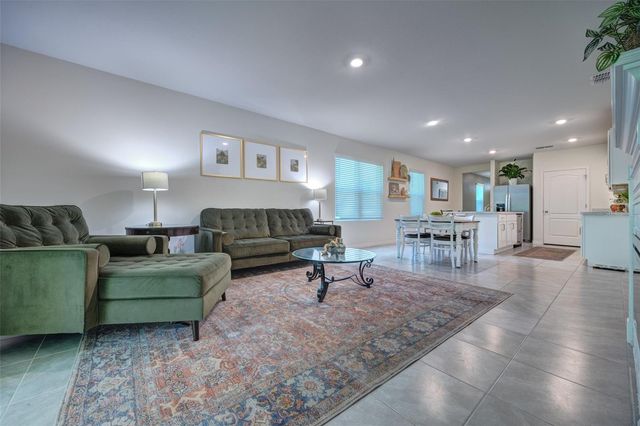 372 PELHAM PARK DRIVE, Deland, FL 32720