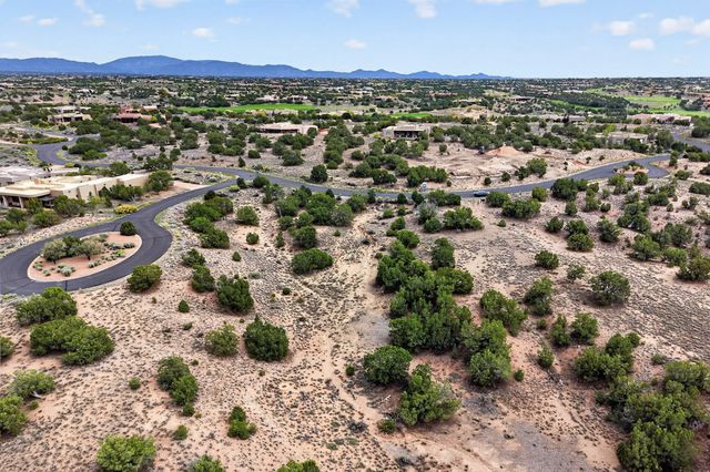 50 Calle Mi Gusto, Santa Fe, NM 87506