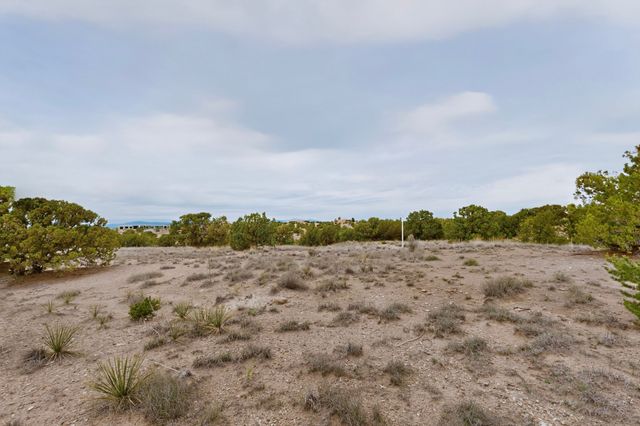 50 Calle Mi Gusto, Santa Fe, NM 87506