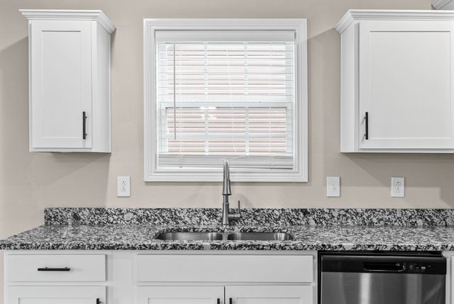 835 Karmaflux Way, Clarksville, TN 37043
