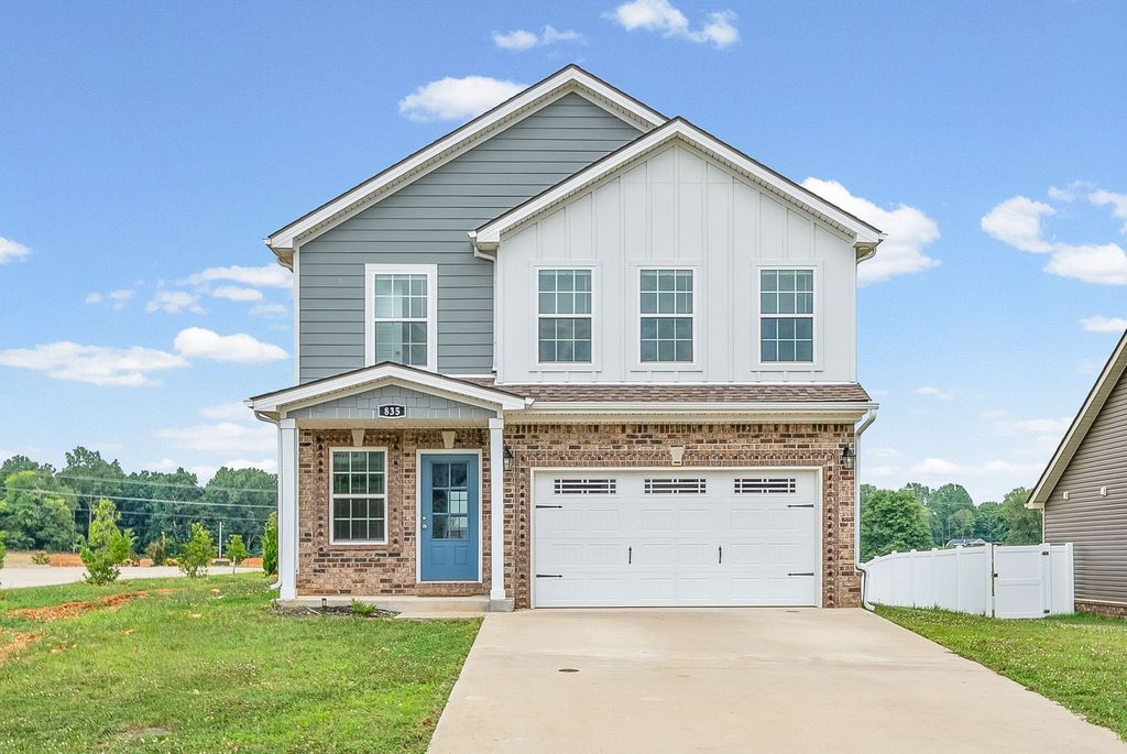 835 Karmaflux Way, Clarksville, TN 37043