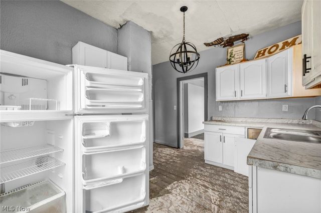 15264 Broadway Avenue, Maple Heights, OH 44137