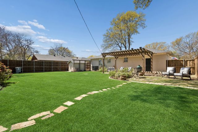 9646 Cloister Drive, Dallas, TX 75228