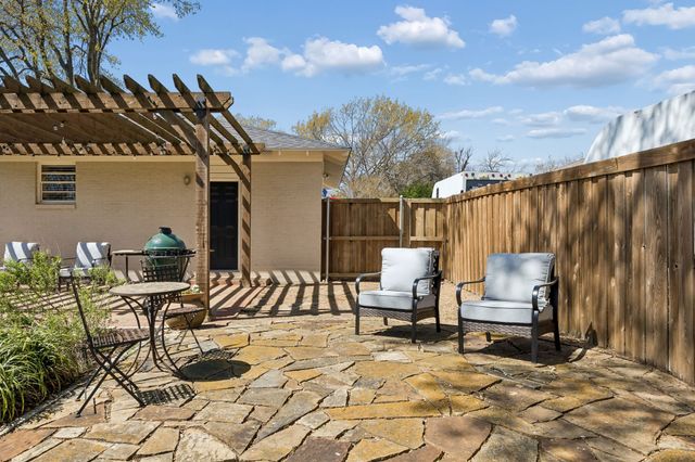 9646 Cloister Drive, Dallas, TX 75228