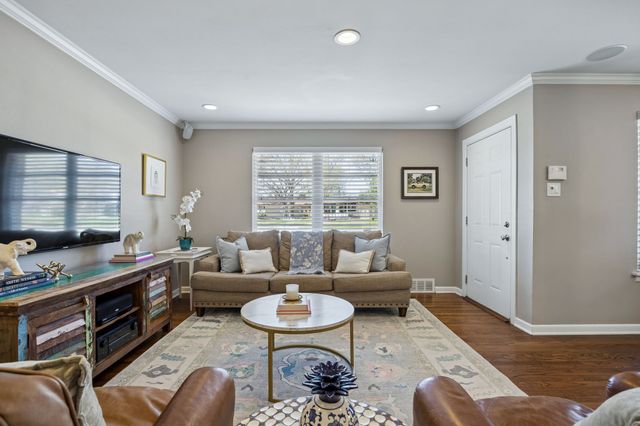 9646 Cloister Drive, Dallas, TX 75228