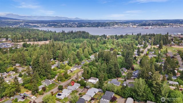515 Forest Park Street, Port Orchard, WA 98366