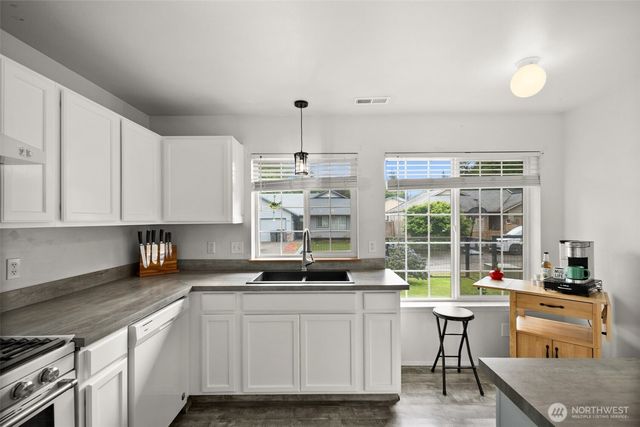 515 Forest Park Street, Port Orchard, WA 98366
