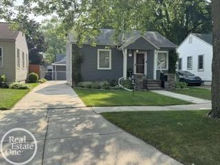 4236 Buckingham Avenue, Berkley, MI 48072
