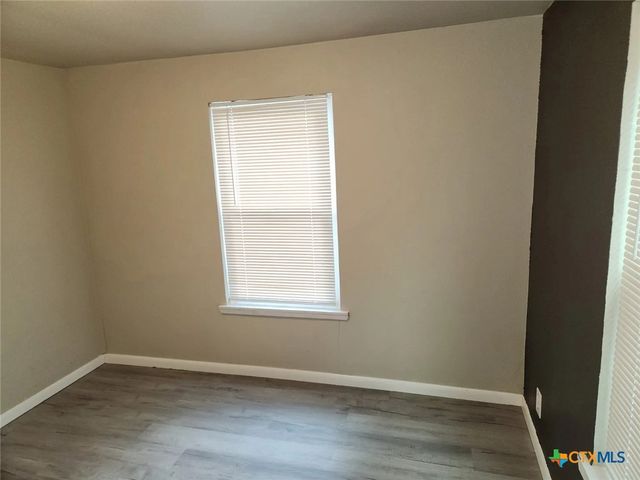 428 Aguila Street, Seguin, TX 78155