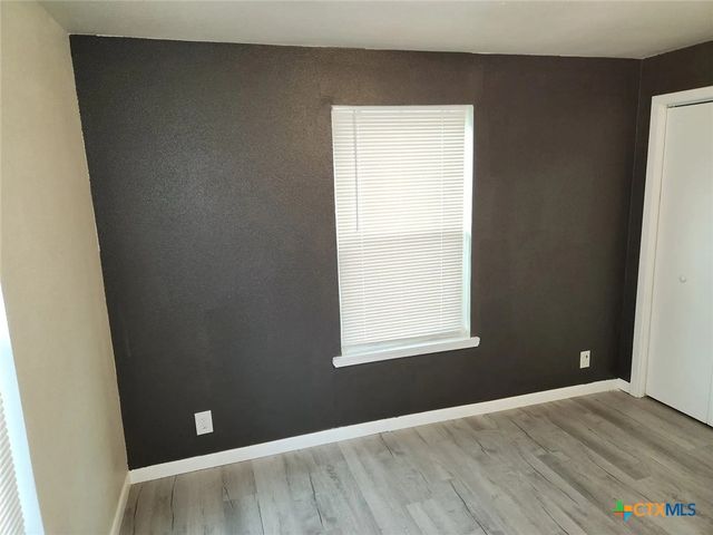 428 Aguila Street, Seguin, TX 78155