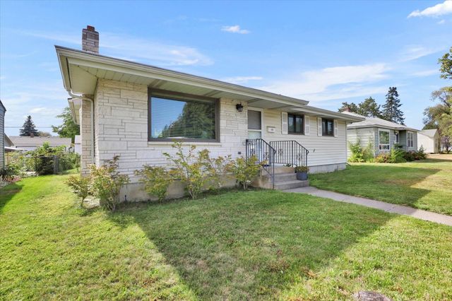 5211 N Oak St, Spokane, WA 99205