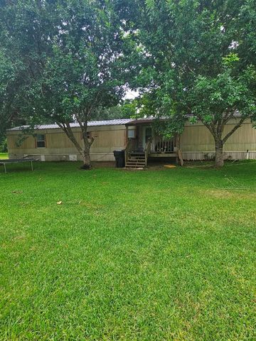 405 Velasco Street, Brazoria, TX 77422