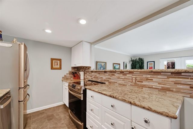 5204 Arboles Drive B, Houston, TX 77035