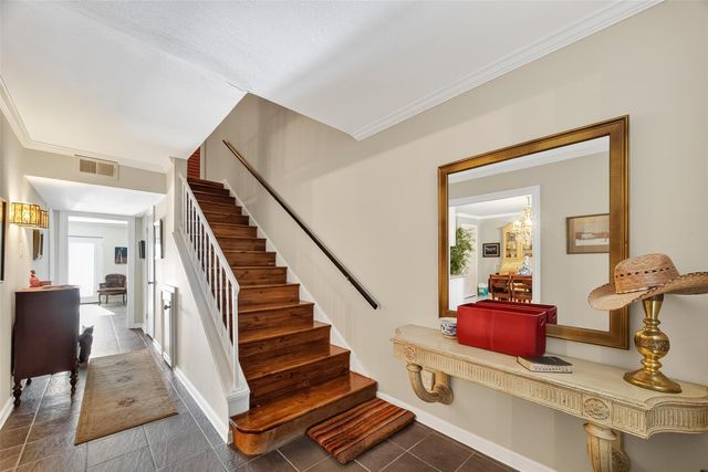 5204 Arboles Drive B, Houston, TX 77035